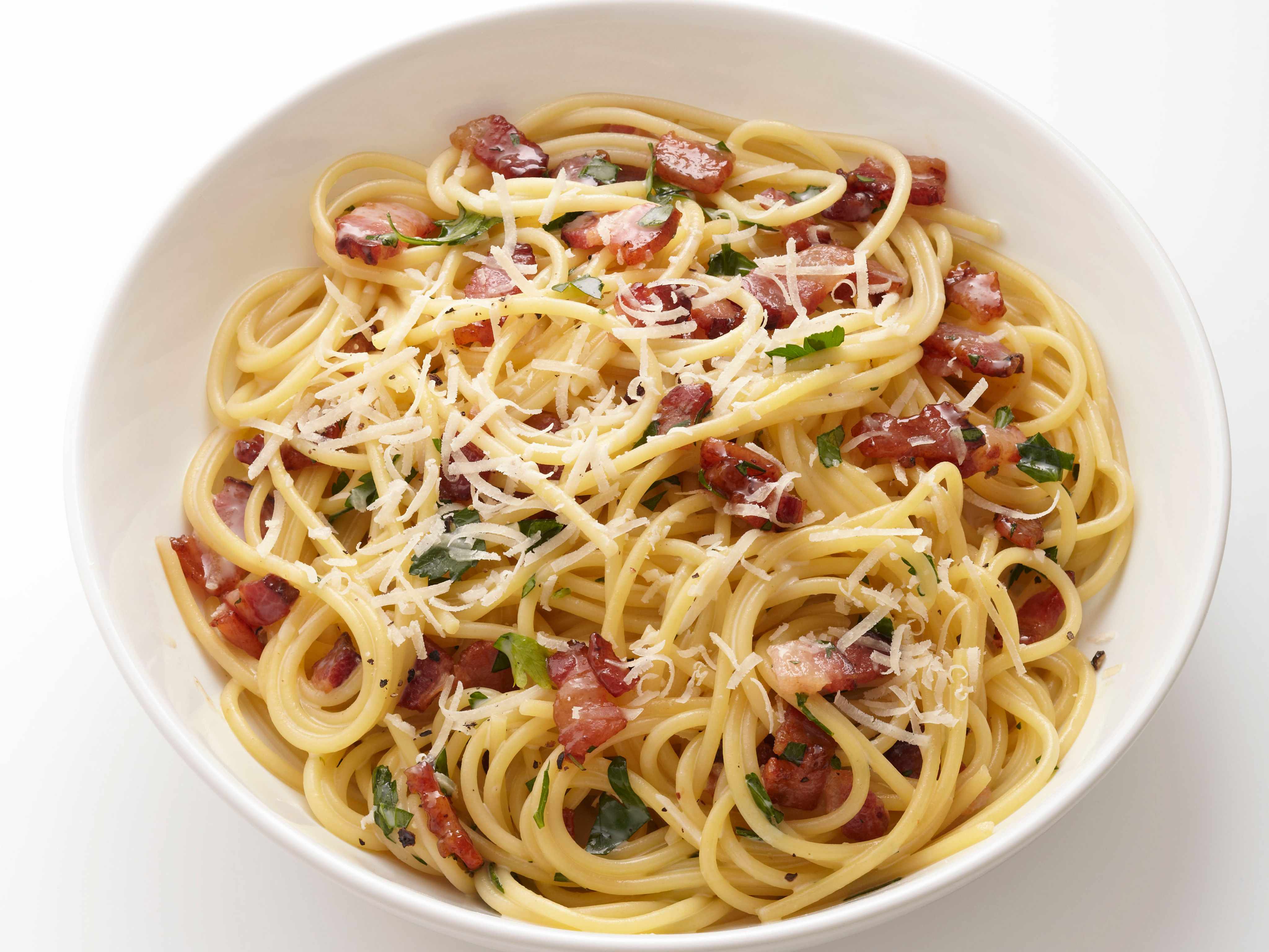 FNM_030114-Spaghetti-Carbonara-Recipe-h_s4x3